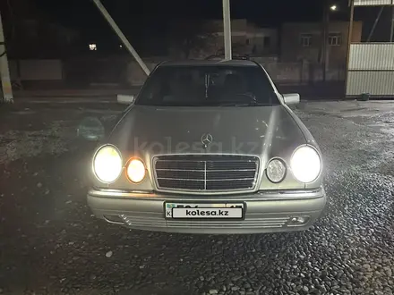 Mercedes-Benz E 230 1996 года за 2 500 000 тг. в Кентау – фото 11