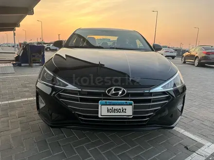 Hyundai Elantra 2019 года за 6 100 000 тг. в Актобе – фото 3