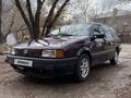 Volkswagen Passat 1993 годаүшін1 400 000 тг. в Караганда