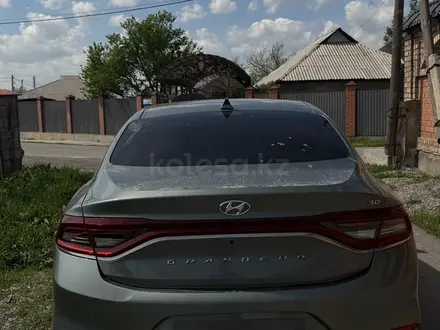 Hyundai Grandeur 2016 года за 10 900 000 тг. в Шымкент – фото 4