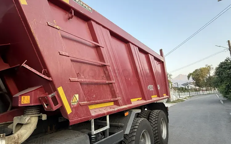 Shacman (Shaanxi)  F3000 2014 года за 23 800 000 тг. в Алматы