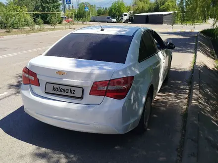 Chevrolet Cruze 2013 года за 2 600 000 тг. в Алматы – фото 4