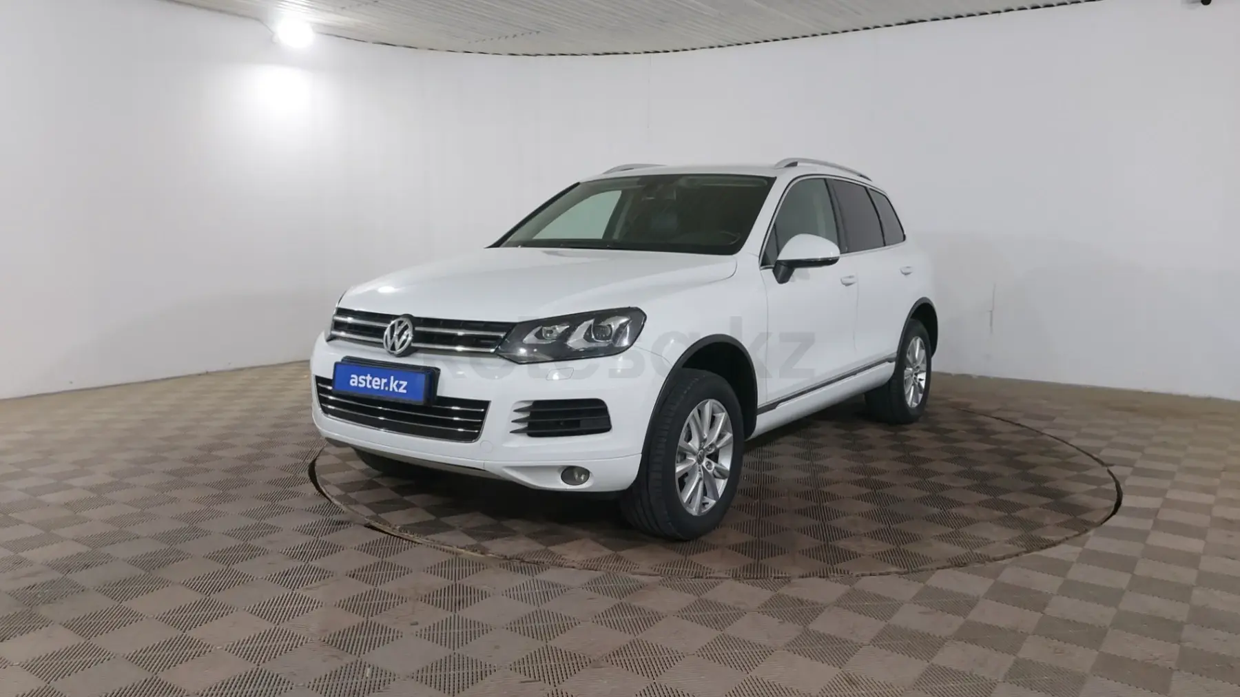 Volkswagen Touareg, 2014