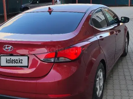 Hyundai Elantra 2015 года за 4 000 000 тг. в Актобе – фото 3