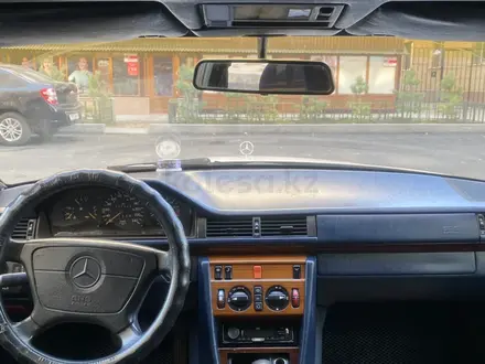 Mercedes-Benz E 220 1995 года за 2 150 000 тг. в Астана – фото 14