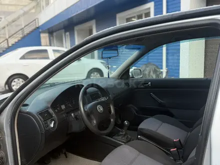 Volkswagen Golf 2001 года за 2 100 000 тг. в Костанай – фото 12