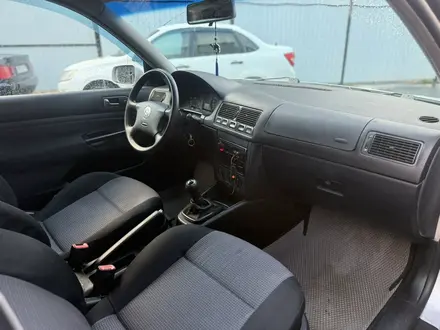 Volkswagen Golf 2001 года за 2 100 000 тг. в Костанай – фото 19