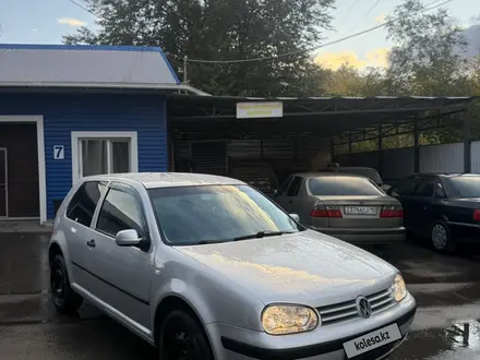 Volkswagen Golf 2001 года за 2 100 000 тг. в Костанай – фото 3