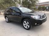 Toyota Highlander 2010 года за 8 000 000 тг. в Актау