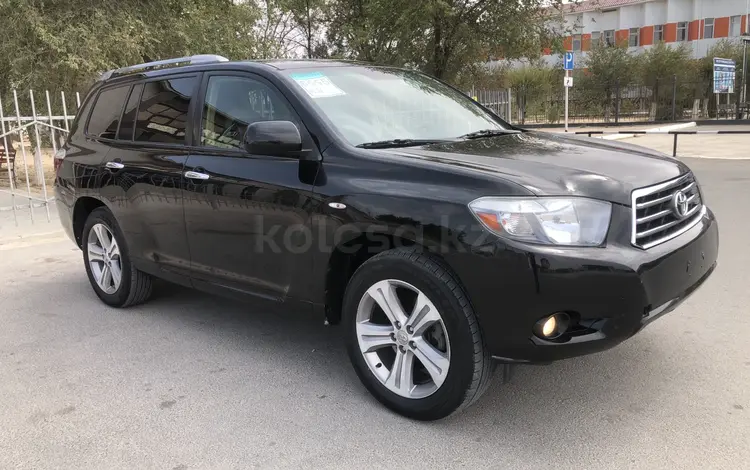 Toyota Highlander 2010 года за 8 000 000 тг. в Актау