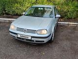 Volkswagen Golf 2000 годаfor2 850 000 тг. в Астана – фото 2