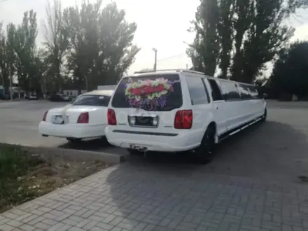 Lincoln Town Car 1998 года за 3 200 000 тг. в Алматы – фото 7