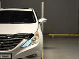 Hyundai Sonata 2011 года за 5 900 000 тг. в Алматы – фото 2