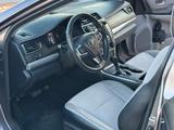 Toyota Camry 2016 года за 6 250 000 тг. в Жанаозен – фото 2