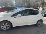 Peugeot 308 2010 года за 3 500 000 тг. в Актобе – фото 4