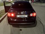 Volkswagen Jetta 2010 годаүшін3 500 000 тг. в Астана – фото 2