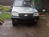 Chevrolet Niva 2007 года за 600 000 тг. в Алматы – фото 2
