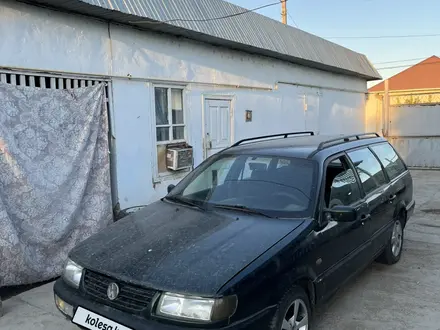 Volkswagen Passat 1996 года за 1 300 000 тг. в Кызылорда – фото 4