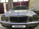 Mercedes-Benz CLK 320 2001 года за 2 100 000 тг. в Алматы – фото 2