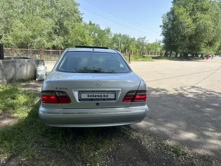 Mercedes-Benz E 320 1999 года за 4 400 000 тг. в Алматы – фото 8
