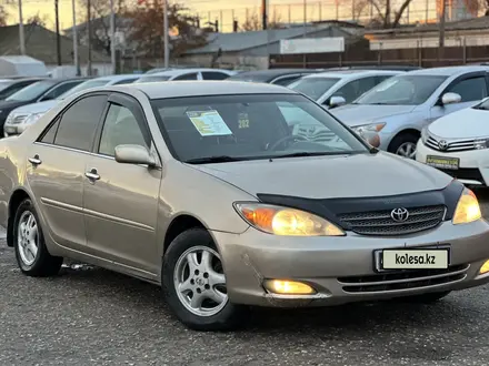 Toyota Camry 2003 года за 4 650 000 тг. в Актобе – фото 2