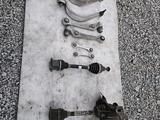 Привода с гранатами рычаги на Audi A8 D4 за 811 тг. в Шымкент