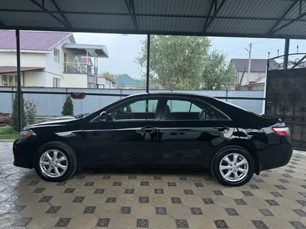 Toyota Camry 2010 года за 8 000 000 тг. в Мерке – фото 4