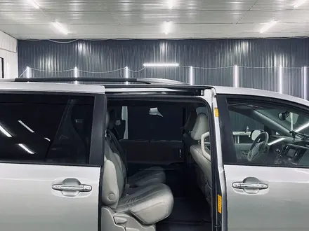 Toyota Sienna 2014 года за 8 300 000 тг. в Уральск – фото 13