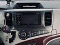 Toyota Sienna 2014 года за 8 300 000 тг. в Уральск – фото 9