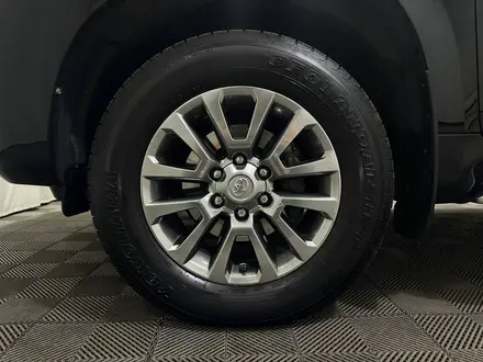 Toyota Land Cruiser Prado 2018 года за 26 800 000 тг. в Алматы – фото 16