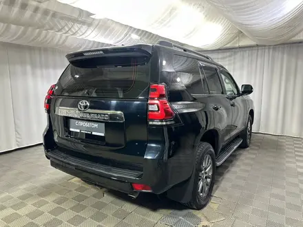 Toyota Land Cruiser Prado 2018 года за 26 800 000 тг. в Алматы – фото 18