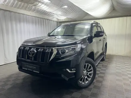 Toyota Land Cruiser Prado 2018 года за 26 800 000 тг. в Алматы