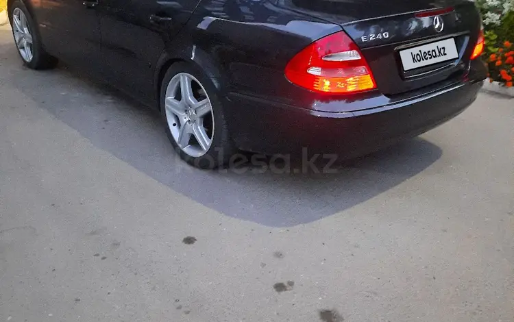 Mercedes-Benz E 240 2003 года за 5 000 000 тг. в Павлодар