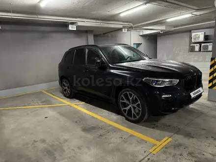 BMW X5 2021 года за 42 000 000 тг. в Алматы – фото 6