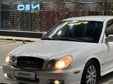 Hyundai Sonata 2002 годаfor2 950 000 тг. в Актау – фото 2