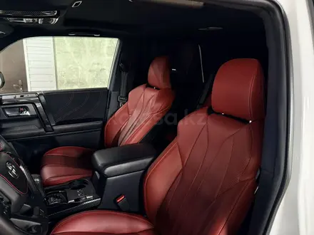 Toyota 4Runner 2019 года за 25 000 000 тг. в Актау – фото 4