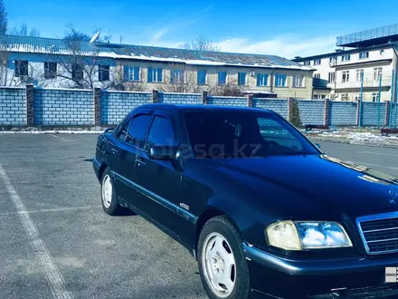 Mercedes-Benz C 180 1995 года за 1 950 000 тг. в Талдыкорган – фото 4