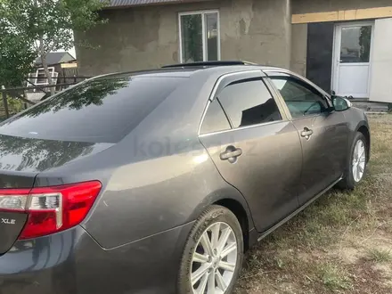 Toyota Camry 2014 года за 6 500 000 тг. в Семей – фото 35