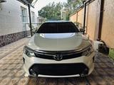 Toyota Camry 2015 годаfor10 000 000 тг. в Шымкент – фото 2