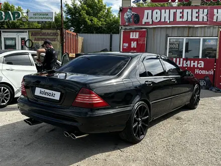 Mercedes-Benz S 500 1999 года за 4 000 000 тг. в Астана – фото 12