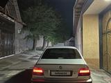 BMW 528 1999 года за 4 700 000 тг. в Шымкент – фото 2