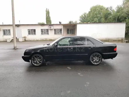 Mercedes-Benz E 280 1997 года за 2 250 000 тг. в Павлодар – фото 8