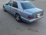 Mercedes-Benz E 280 1995 годаfor4 900 000 тг. в Астана – фото 3