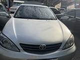 Toyota Camry 2003 годаүшін5 750 000 тг. в Алматы – фото 3