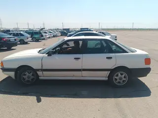 Audi 80