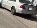 Mercedes-Benz E 320 2003 годаүшін6 000 000 тг. в Алматы – фото 2