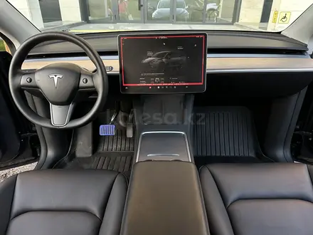 Tesla Model Y 2023 года за 19 000 000 тг. в Алматы – фото 15