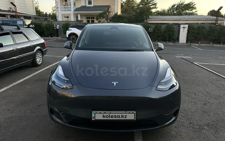 Tesla Model Y 2023 года за 19 000 000 тг. в Алматы