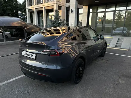 Tesla Model Y 2023 года за 19 000 000 тг. в Алматы – фото 4
