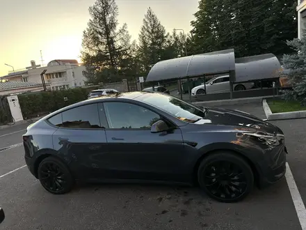 Tesla Model Y 2023 года за 19 000 000 тг. в Алматы – фото 9